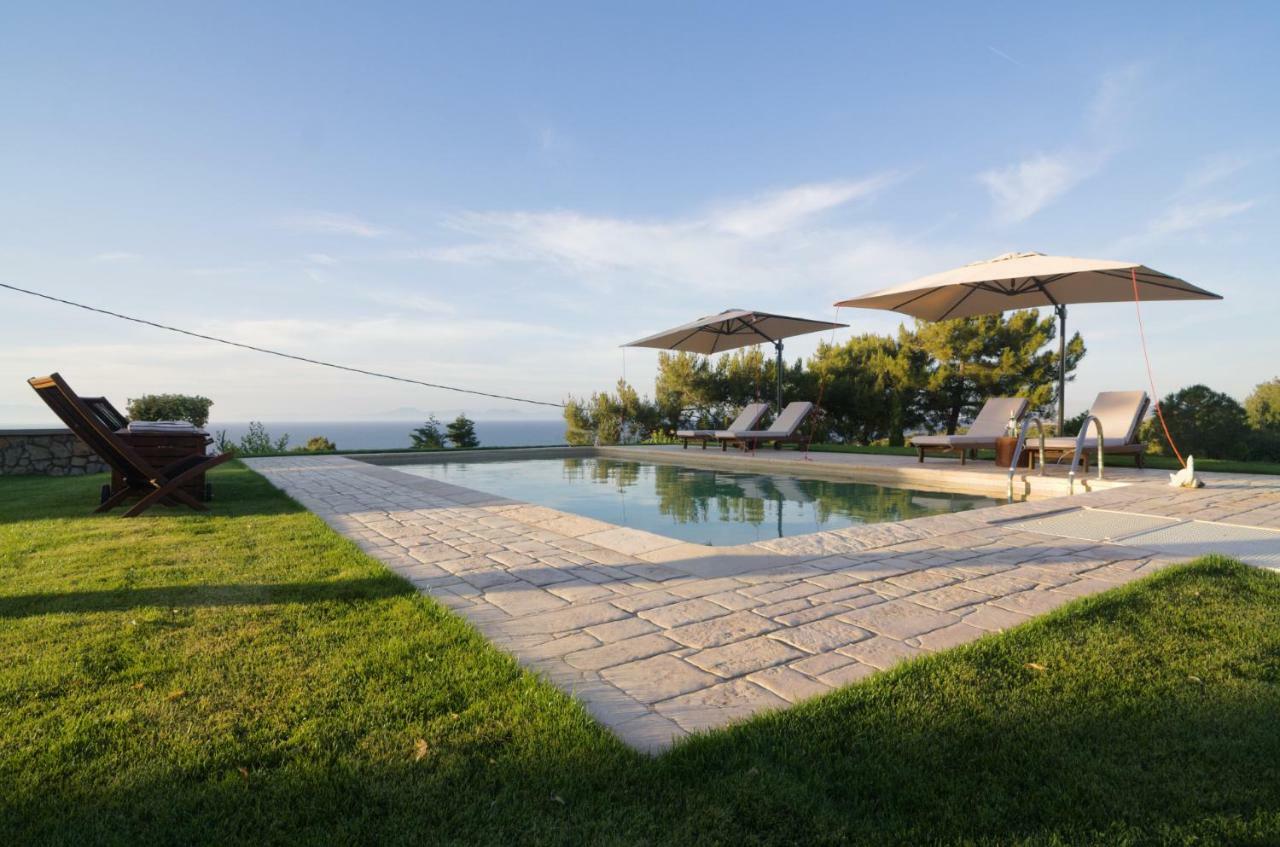 Villa Russelia Kalavarda Екстер'єр фото